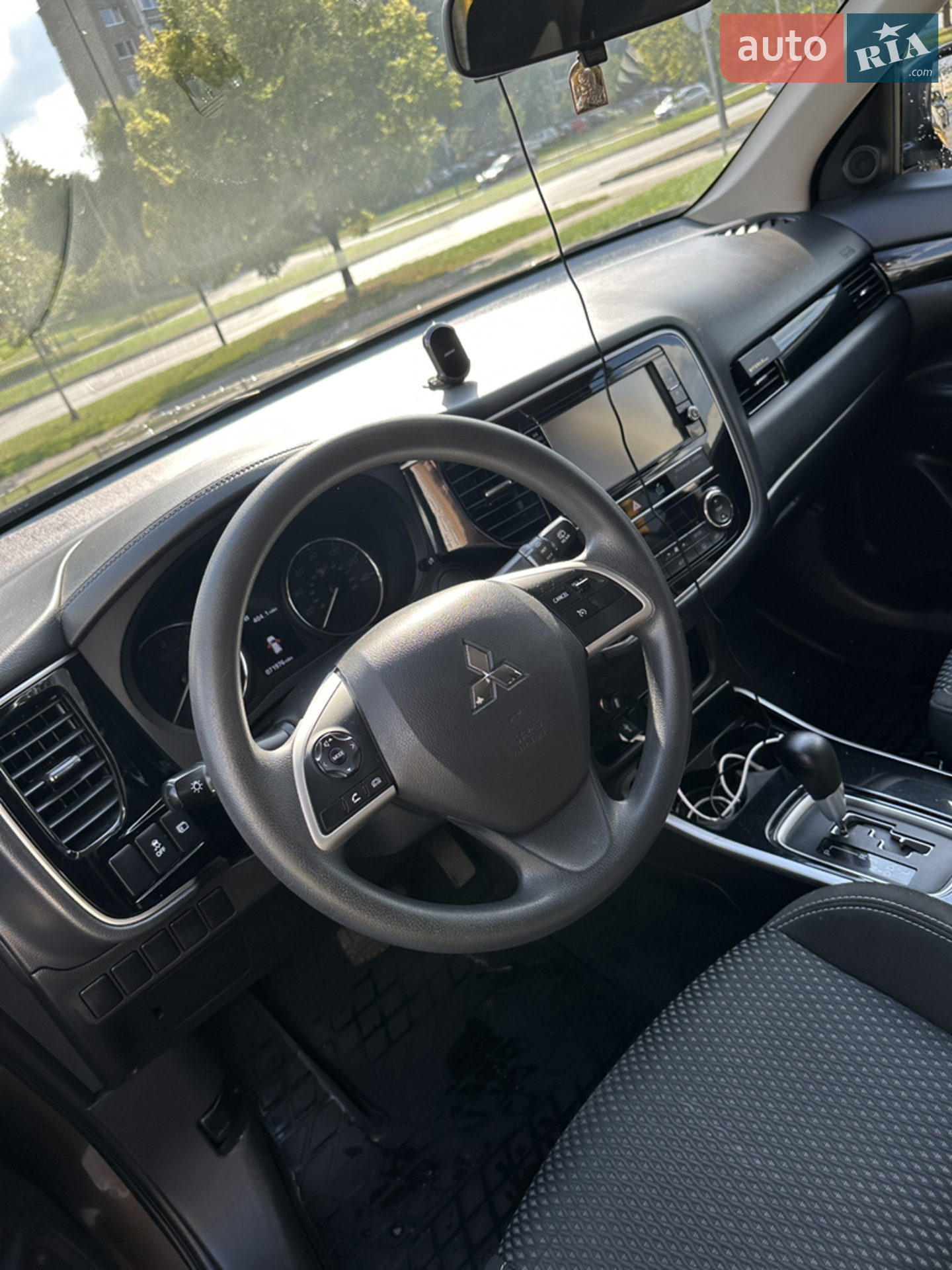 2018 Mitsubishi Outlander - мініатюра 2