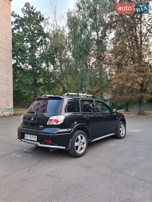 Внедорожник / Кроссовер Mitsubishi Outlander 2007 в Каменском фото 8 Внедорожник / Кроссовер Mitsubishi Outlander 2007 в Каменском