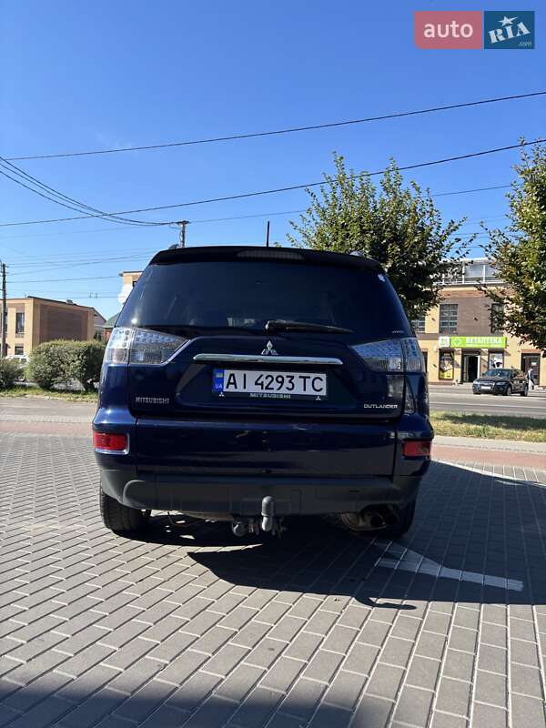 Позашляховик / Кросовер Mitsubishi Outlander 2010 в Білій Церкві
