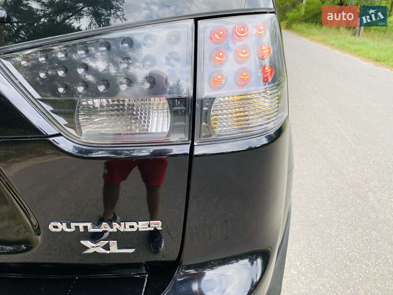 Внедорожник / Кроссовер Mitsubishi Outlander 2008 в Харькове