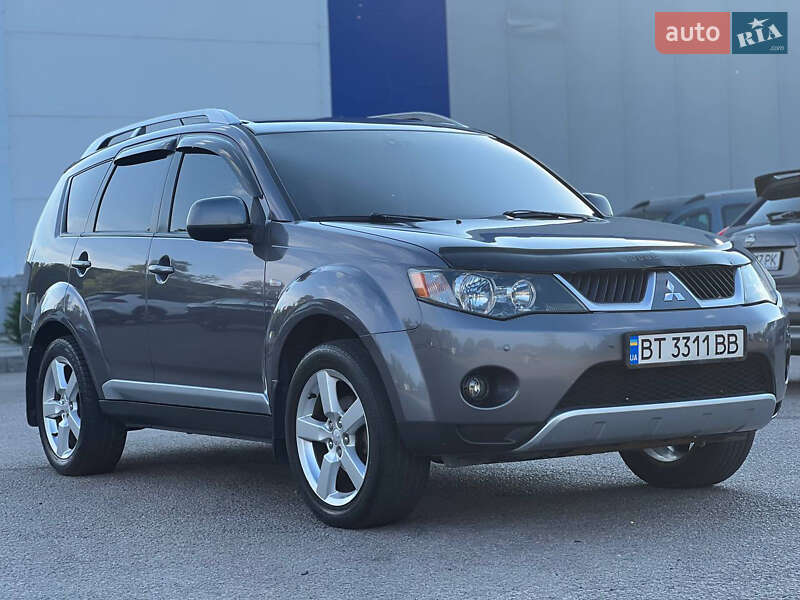 Позашляховик / Кросовер Mitsubishi Outlander 2008 в Дніпрі
