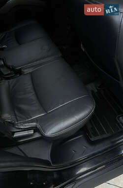 Внедорожник / Кроссовер Mitsubishi Outlander 2009 в 