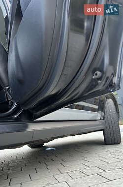 Внедорожник / Кроссовер Mitsubishi Outlander 2009 в 