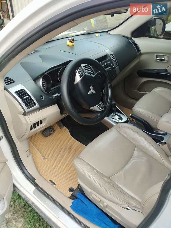 Позашляховик / Кросовер Mitsubishi Outlander 2008 в Кам'янець-Подільському