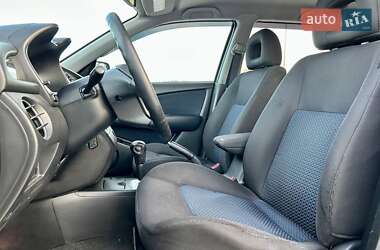 Внедорожник / Кроссовер Mitsubishi Outlander 2008 в 