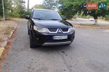 Внедорожник / Кроссовер Mitsubishi Outlander 2008 в 