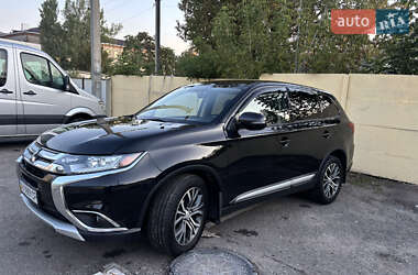 Внедорожник / Кроссовер Mitsubishi Outlander 2018 в Харькове