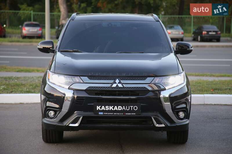 Внедорожник / Кроссовер Mitsubishi Outlander 2018 в Харькове
