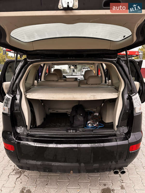 Внедорожник / Кроссовер Mitsubishi Outlander 2008 в Львове фото 15 Внедорожник / Кроссовер Mitsubishi Outlander 2008 в Львове
