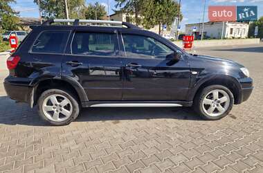 Внедорожник / Кроссовер Mitsubishi Outlander 2005 в 