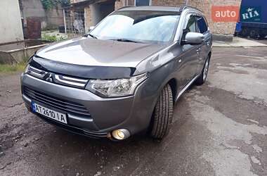 Внедорожник / Кроссовер Mitsubishi Outlander 2012 в Ивано-Франковске