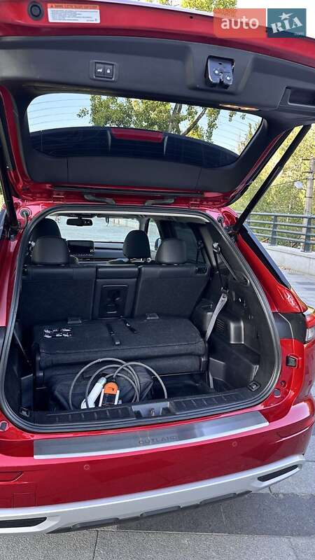 Внедорожник / Кроссовер Mitsubishi Outlander 2023 в Днепре фото 13 Внедорожник / Кроссовер Mitsubishi Outlander 2023 в Днепре