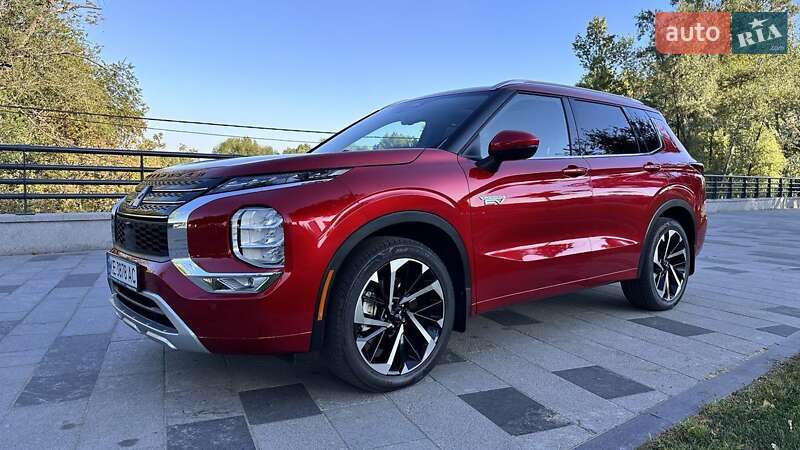 Внедорожник / Кроссовер Mitsubishi Outlander 2023 в Днепре фото 33 Внедорожник / Кроссовер Mitsubishi Outlander 2023 в Днепре