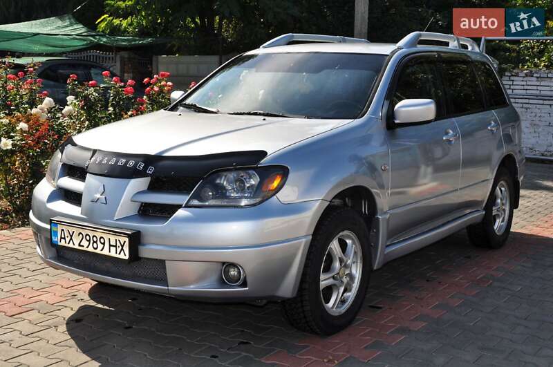 Внедорожник / Кроссовер Mitsubishi Outlander 2004 в Полтаве