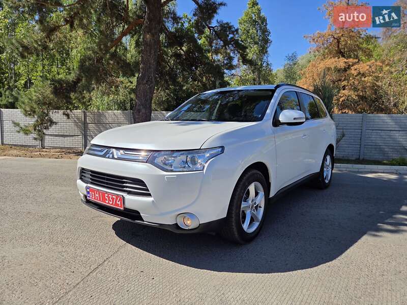 Mitsubishi Outlander 2013