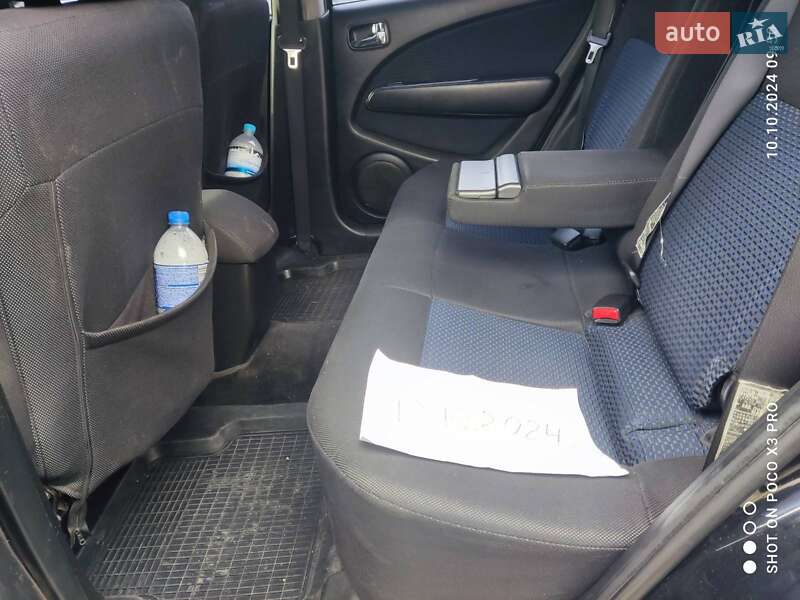 Внедорожник / Кроссовер Mitsubishi Outlander 2007 в Киеве