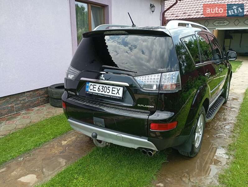 Внедорожник / Кроссовер Mitsubishi Outlander 2009 в Сторожинце