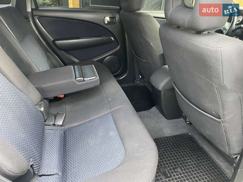 Внедорожник / Кроссовер Mitsubishi Outlander 2006 в Трускавце