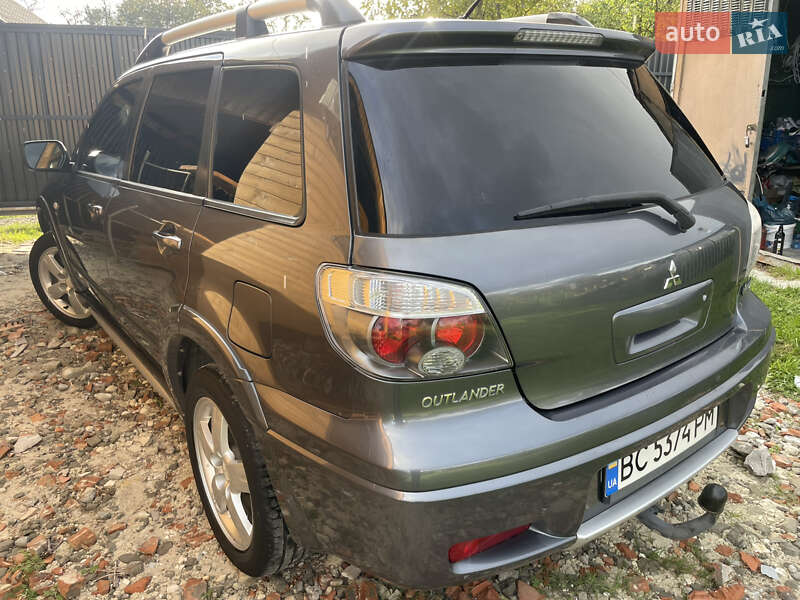 Внедорожник / Кроссовер Mitsubishi Outlander 2006 в Трускавце