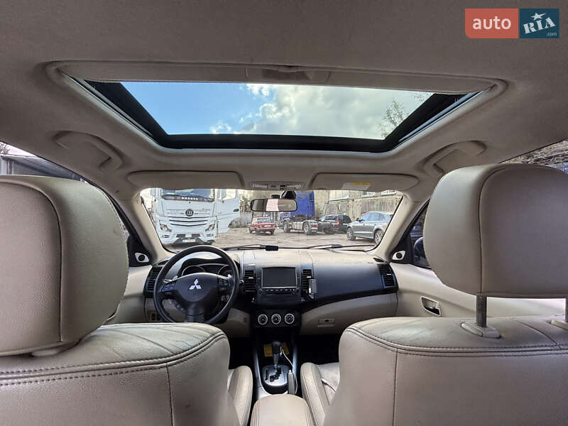 Позашляховик / Кросовер Mitsubishi Outlander 2008 в Броварах фото 12 Позашляховик / Кросовер Mitsubishi Outlander 2008 в Броварах