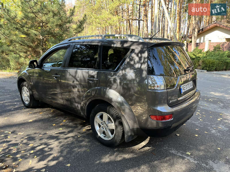Внедорожник / Кроссовер Mitsubishi Outlander 2007 в Новомосковске