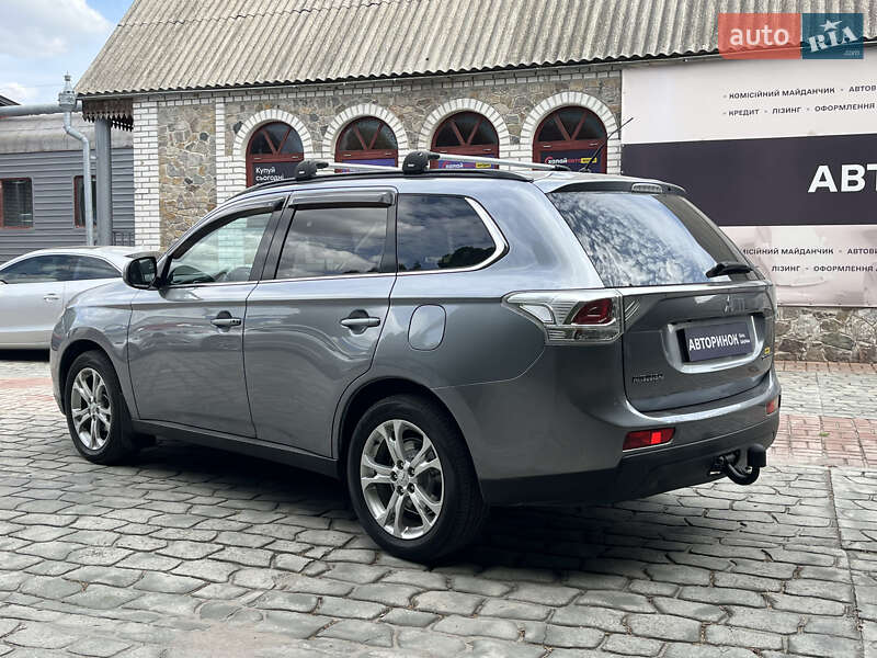 Позашляховик / Кросовер Mitsubishi Outlander 2013 в Білій Церкві