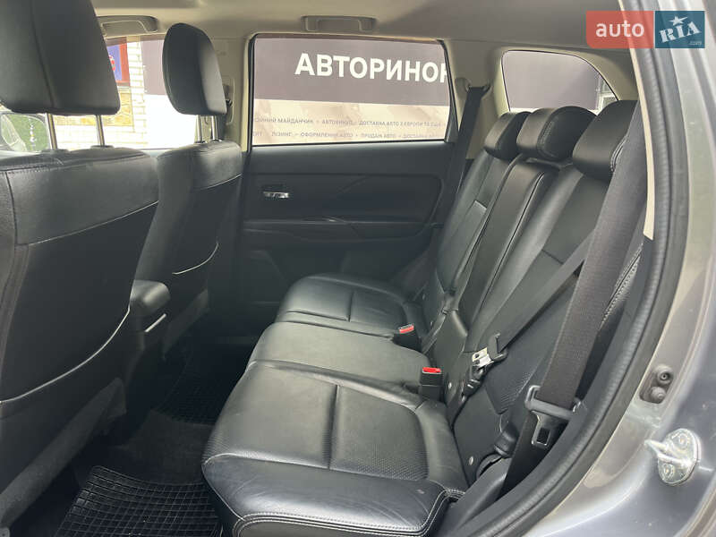 Позашляховик / Кросовер Mitsubishi Outlander 2013 в Білій Церкві