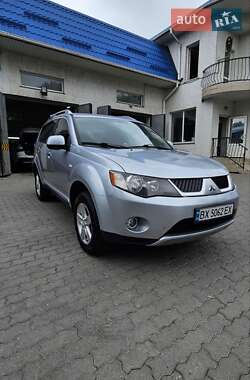 Позашляховик / Кросовер Mitsubishi Outlander 2007 в Хмельницькому