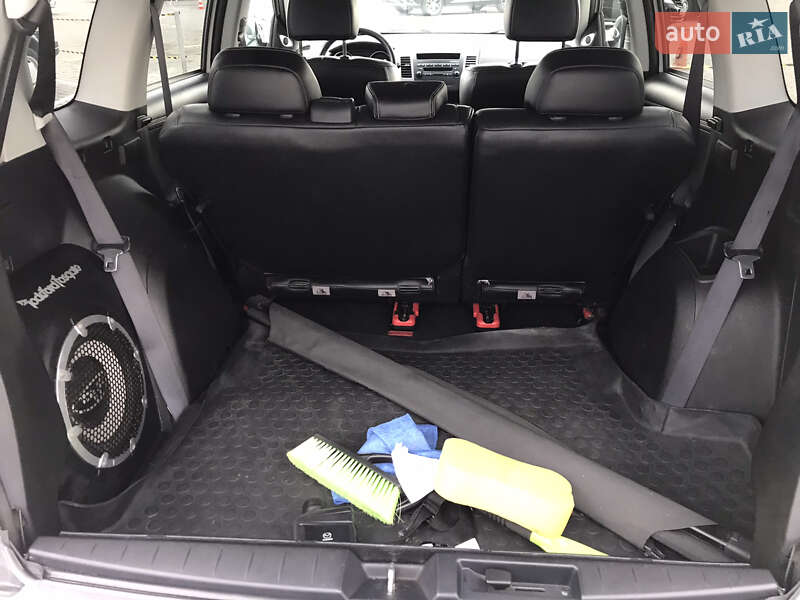 Внедорожник / Кроссовер Mitsubishi Outlander 2011 в Черновцах