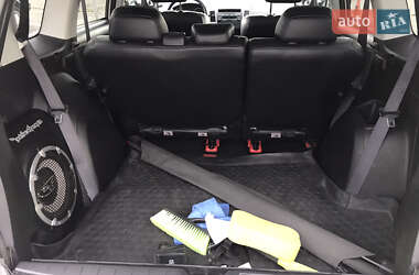 Внедорожник / Кроссовер Mitsubishi Outlander 2011 в 