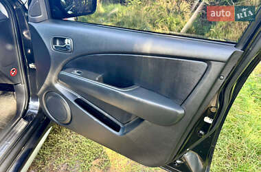 Внедорожник / Кроссовер Mitsubishi Outlander 2008 в 