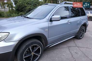 Внедорожник / Кроссовер Mitsubishi Outlander 2006 в 