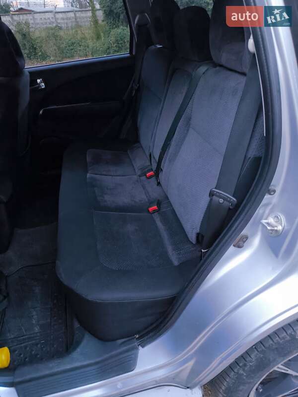 Внедорожник / Кроссовер Mitsubishi Outlander 2006 в Чернигове фото 15 Внедорожник / Кроссовер Mitsubishi Outlander 2006 в Чернигове