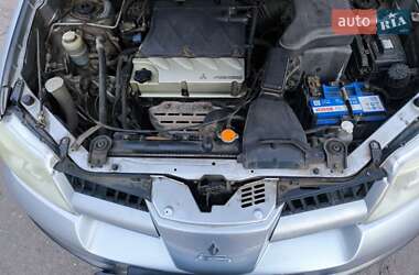 Внедорожник / Кроссовер Mitsubishi Outlander 2006 в 