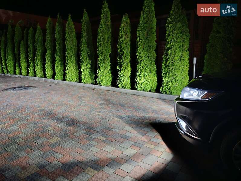 Позашляховик / Кросовер Mitsubishi Outlander 2016 в Білій Церкві фото 44 Позашляховик / Кросовер Mitsubishi Outlander 2016 в Білій Церкві