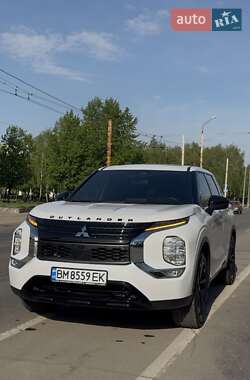 Внедорожник / Кроссовер Mitsubishi Outlander 2022 в Сумах