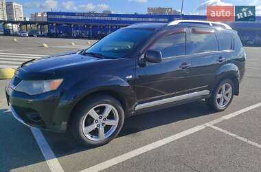 Внедорожник / Кроссовер Mitsubishi Outlander 2008 в Киеве