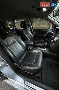 Внедорожник / Кроссовер Mitsubishi Outlander 2006 в 