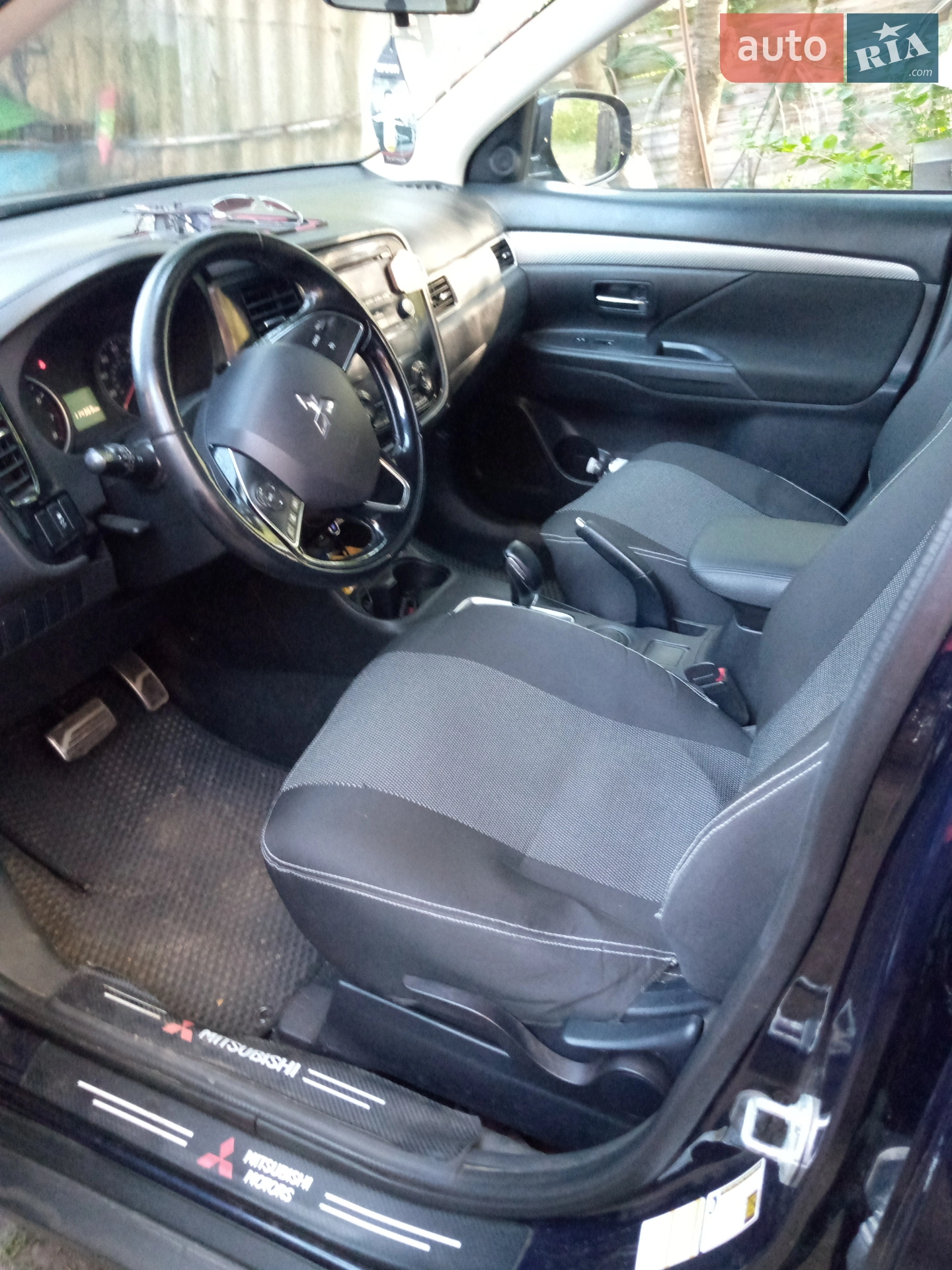 2016 Mitsubishi Outlander - мініатюра 3