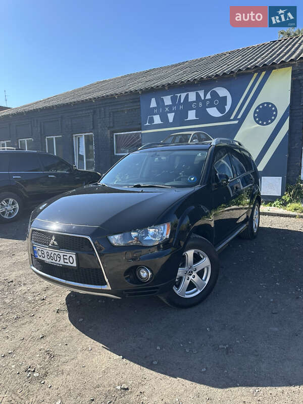 Позашляховик / Кросовер Mitsubishi Outlander 2009 в Ніжині