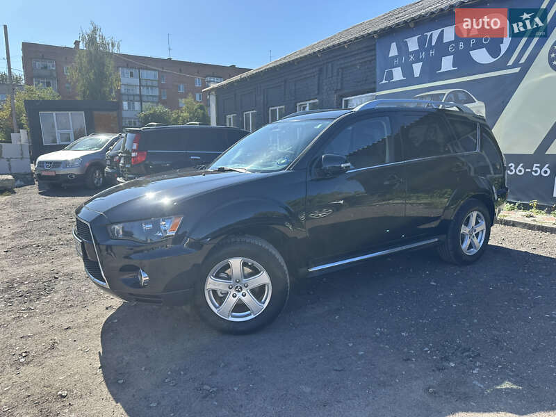 Позашляховик / Кросовер Mitsubishi Outlander 2009 в Ніжині