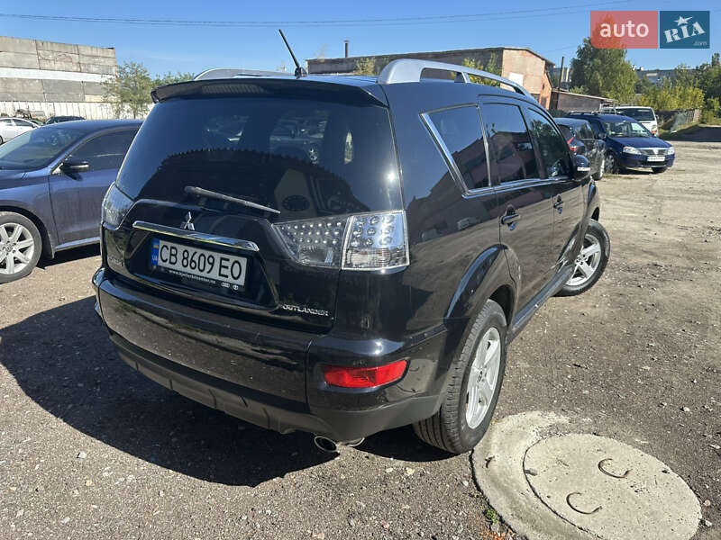 Позашляховик / Кросовер Mitsubishi Outlander 2009 в Ніжині
