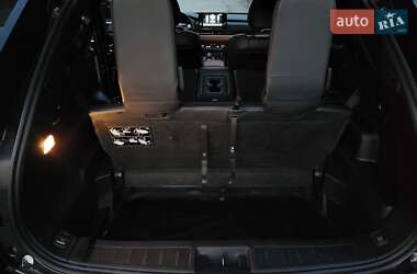 Внедорожник / Кроссовер Mitsubishi Outlander 2022 в 