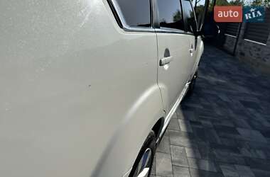 Внедорожник / Кроссовер Mitsubishi Outlander 2010 в 