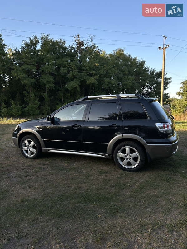 Позашляховик / Кросовер Mitsubishi Outlander 2006 в Чорнобаї