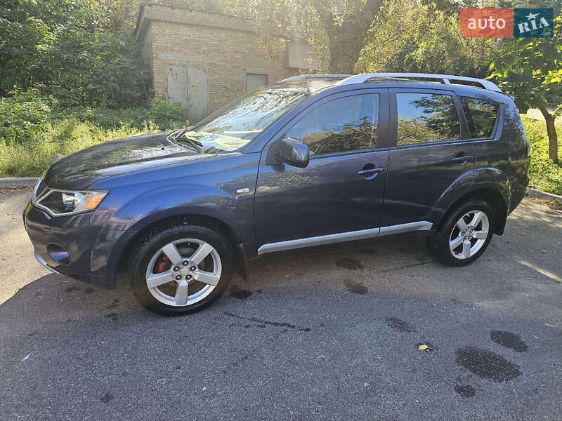 Mitsubishi Outlander 2008
