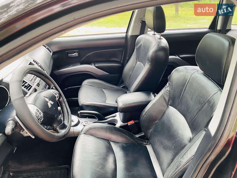 Позашляховик / Кросовер Mitsubishi Outlander 2008 в Харкові