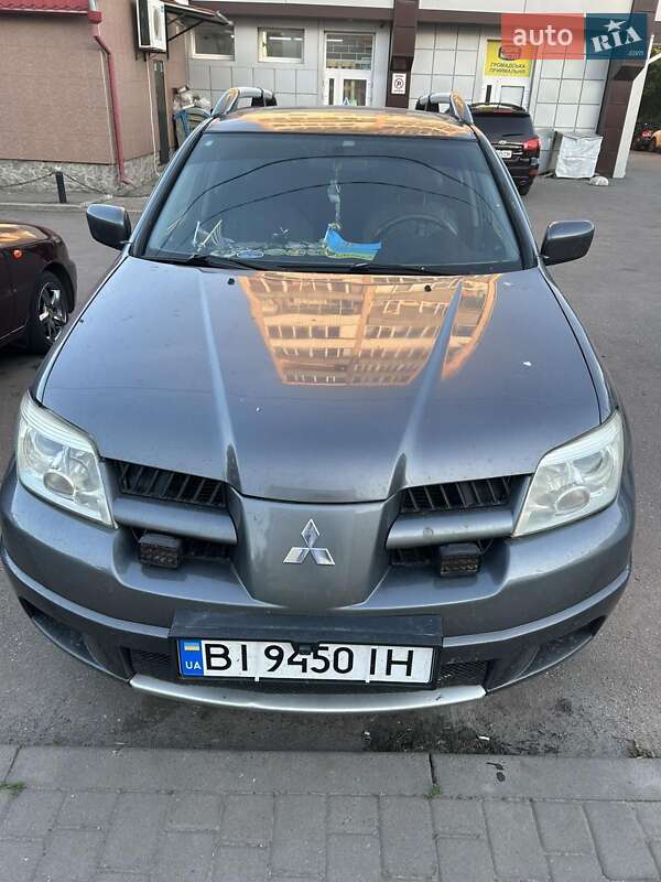 Позашляховик / Кросовер Mitsubishi Outlander 2008 в Миргороді