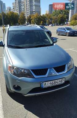 Внедорожник / Кроссовер Mitsubishi Outlander 2008 в 