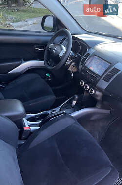 Внедорожник / Кроссовер Mitsubishi Outlander 2007 в 
